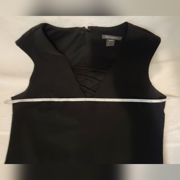 Suzy Shier Black Neck Bodycon Sheath Dress Size M - Picture 8 of 15
